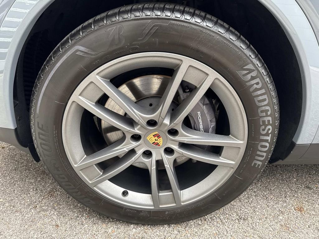 2024 Porsche Cayenne
