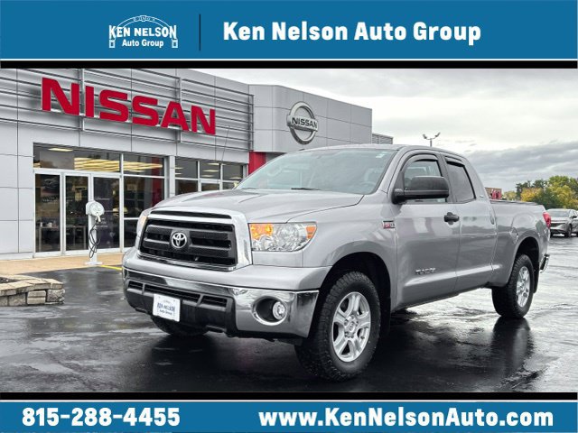 Used 2012 Toyota Tundra 4x4 Double Cab w/ SR5 Pkg