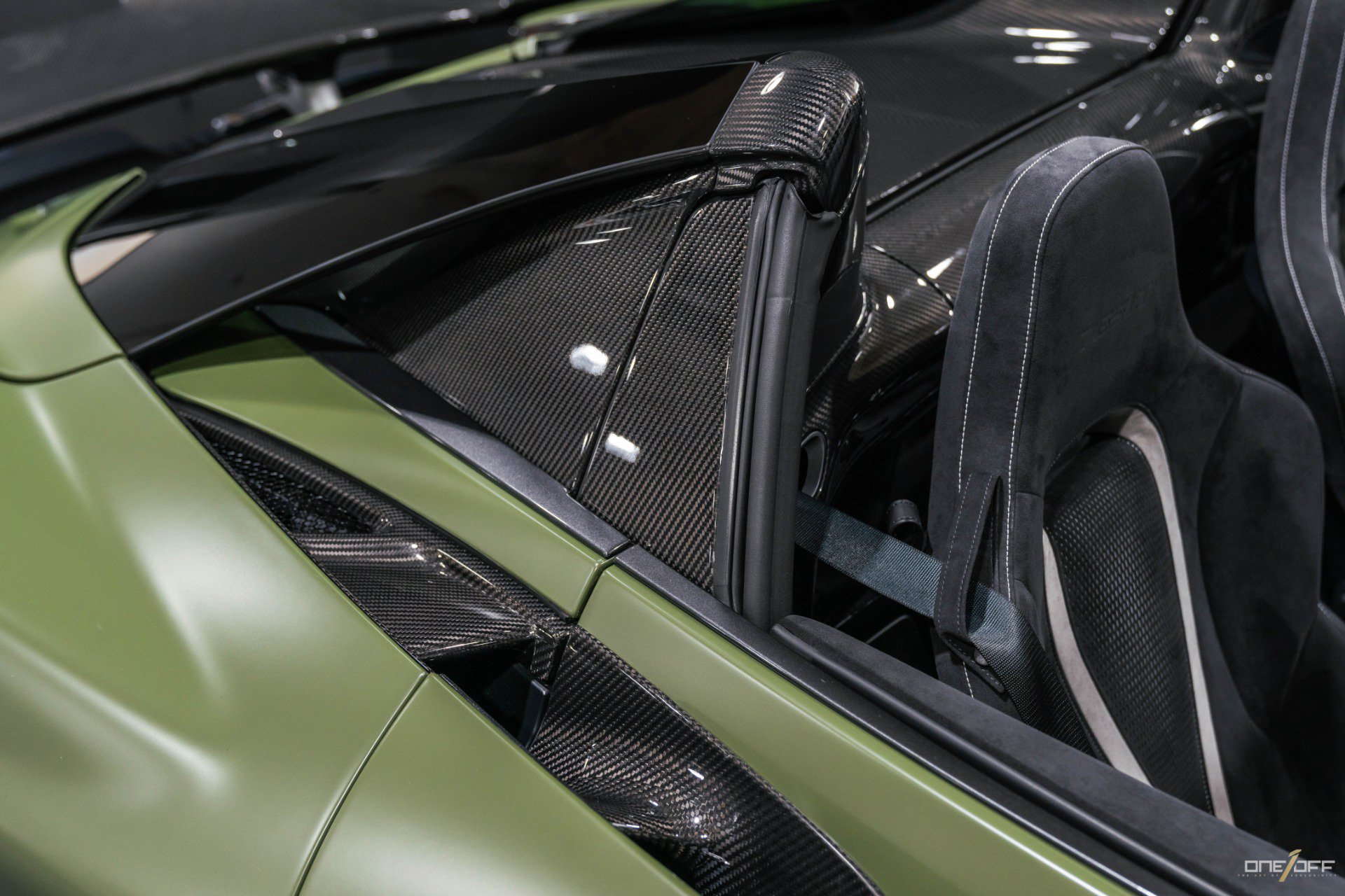 Used 2022 McLaren 765LT photo 38