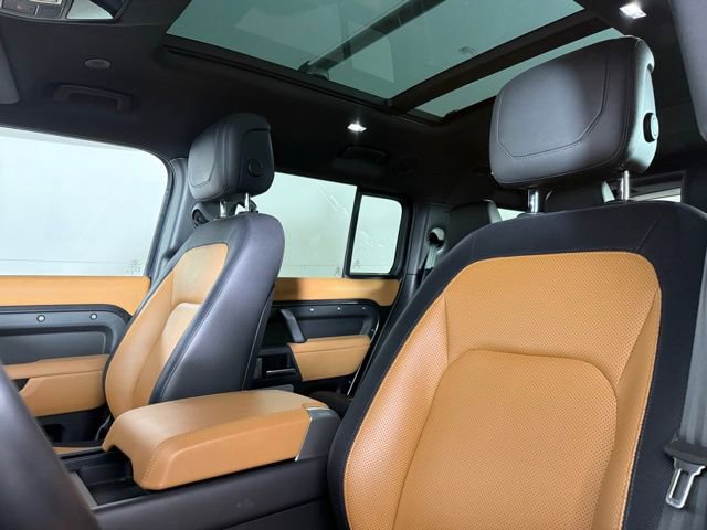 2024 Land Rover Defender 130 X-Dynamic SE
