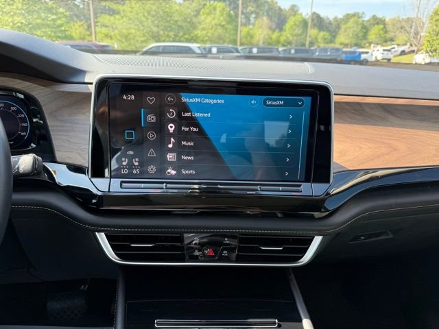 2024 Volkswagen Atlas SE