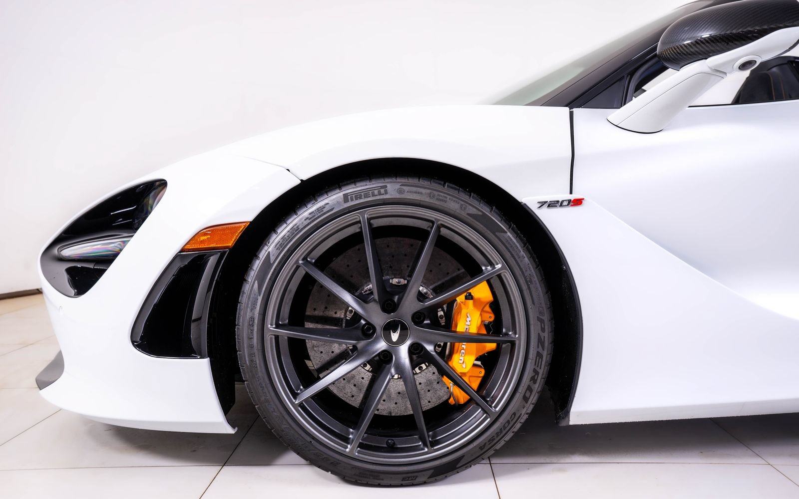 Used 2021 McLaren 720S Performance photo 18