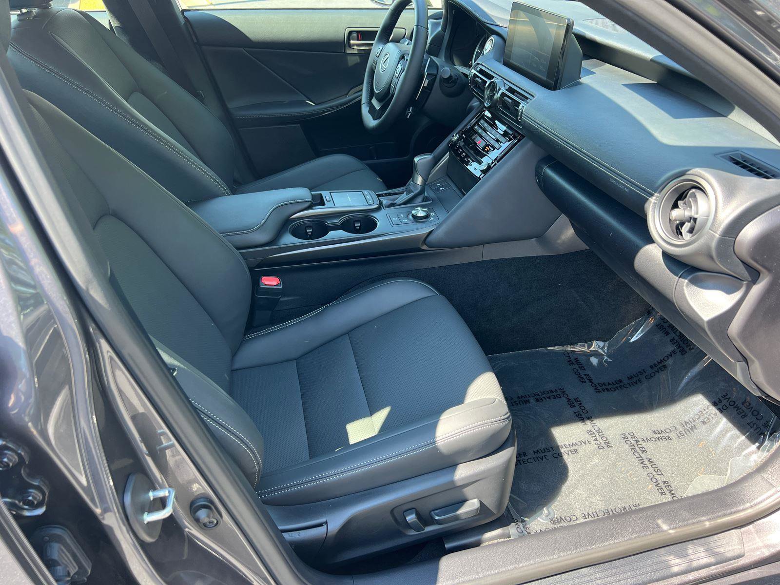 2025 Lexus IS 350 F Sport