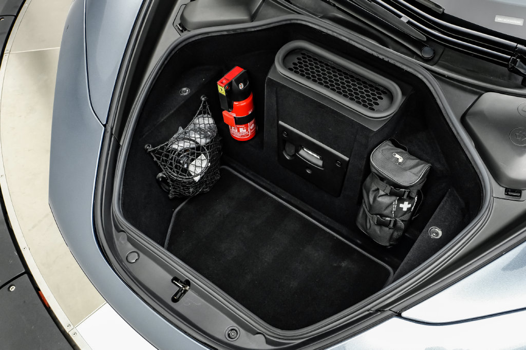 Used 2018 McLaren 720S Performance photo 38