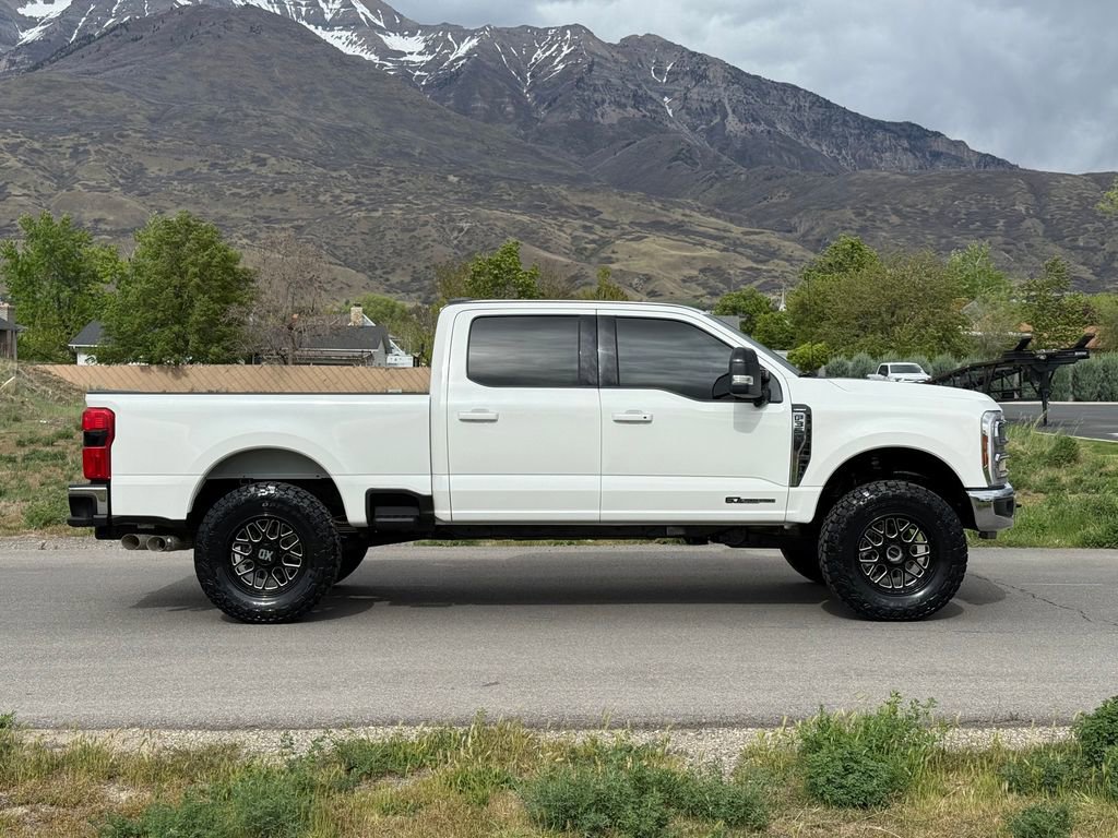2025 Ford F350 Lariat