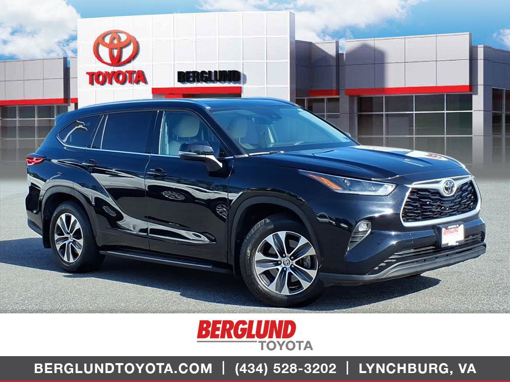 Used 2021 Toyota Highlander XLE