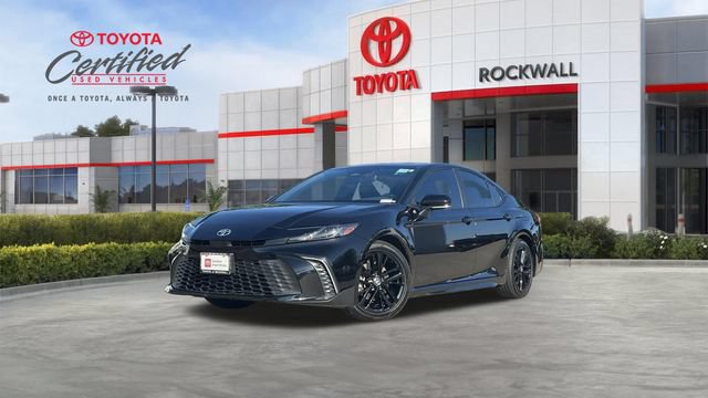 Used 2025 Toyota Camry SE