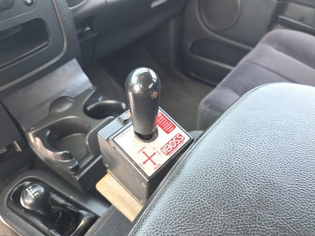 2004 Dodge Ram 2500 Truck SLT