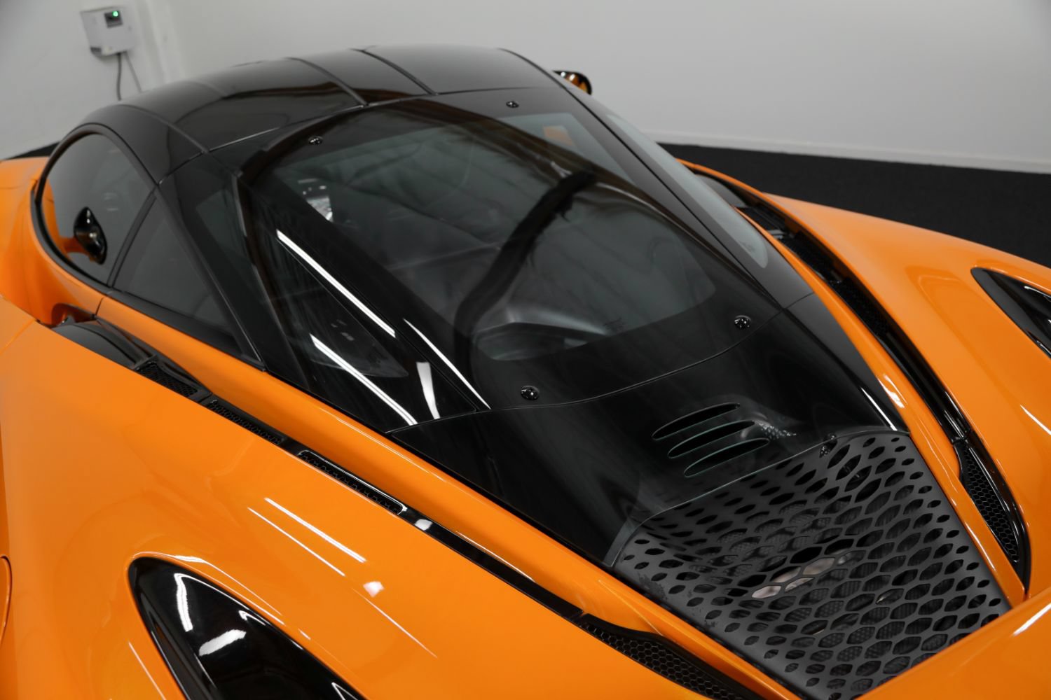 Used 2021 McLaren 765LT photo 27