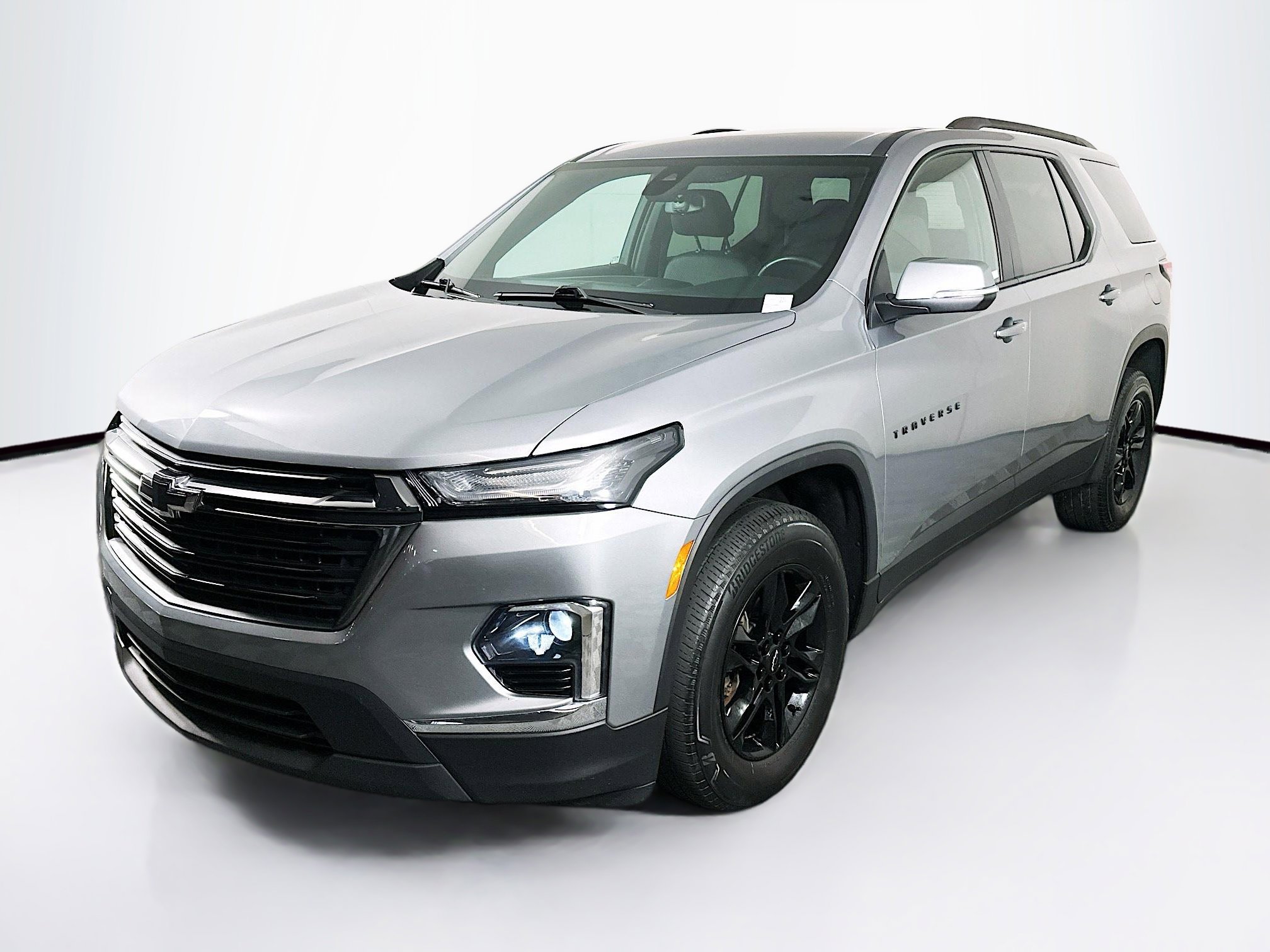 2023 Chevrolet Traverse LT