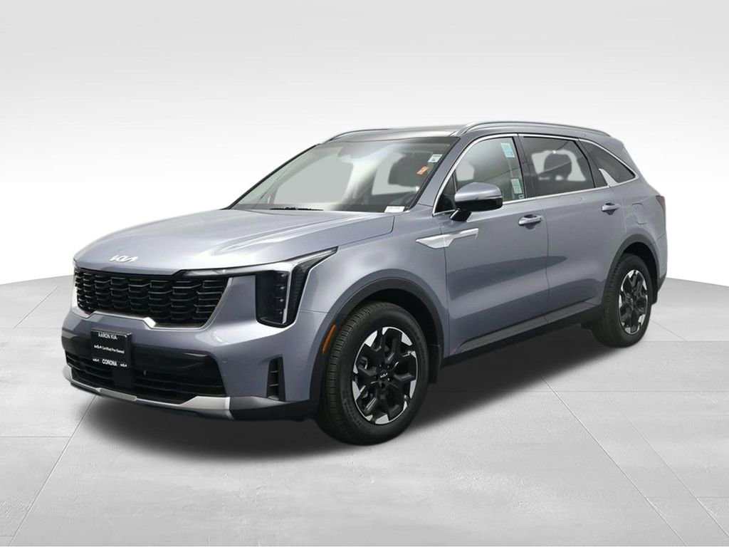 Certified 2025 Kia Sorento S w/ Panoramic Sunroof Package