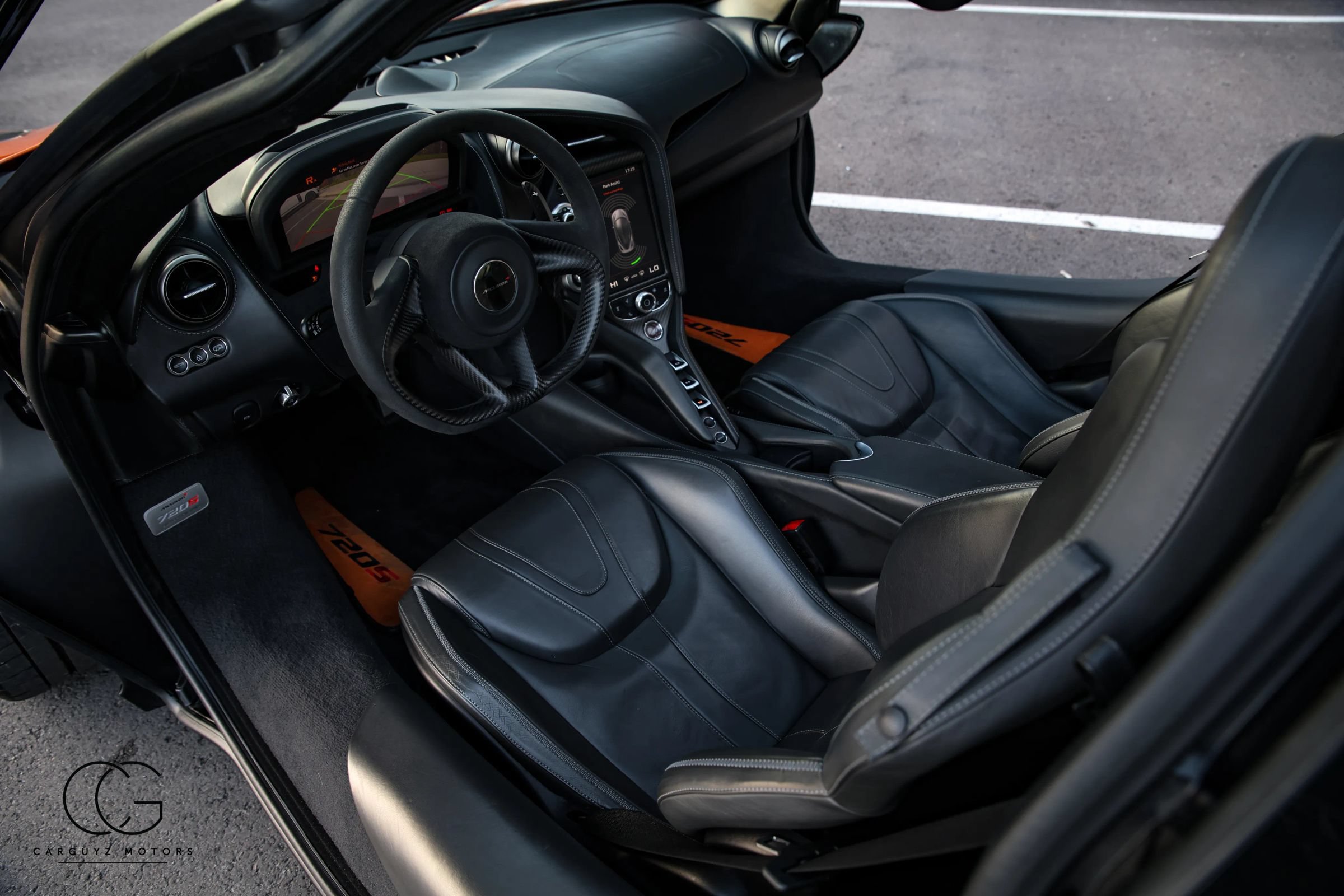 Used 2018 McLaren 720S photo 24