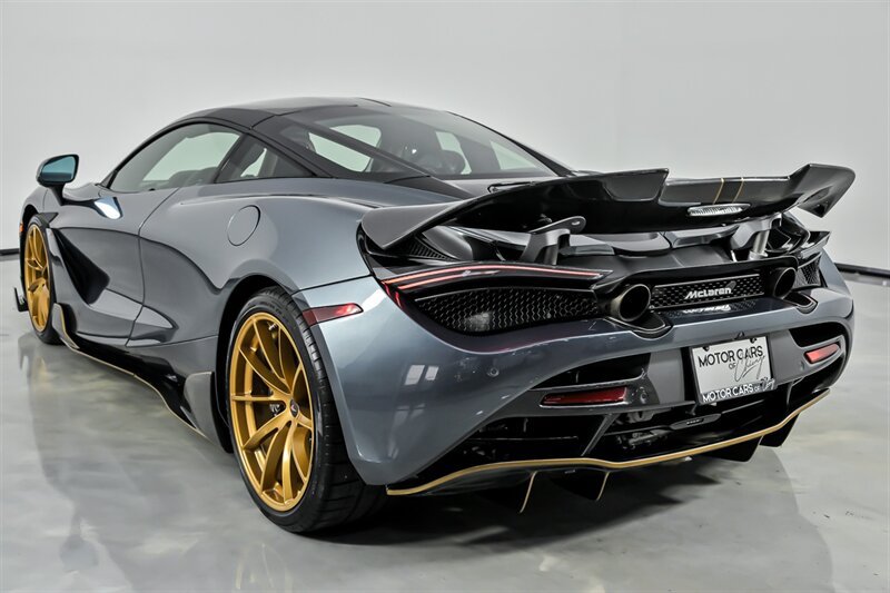 Used 2018 McLaren 720S photo 12