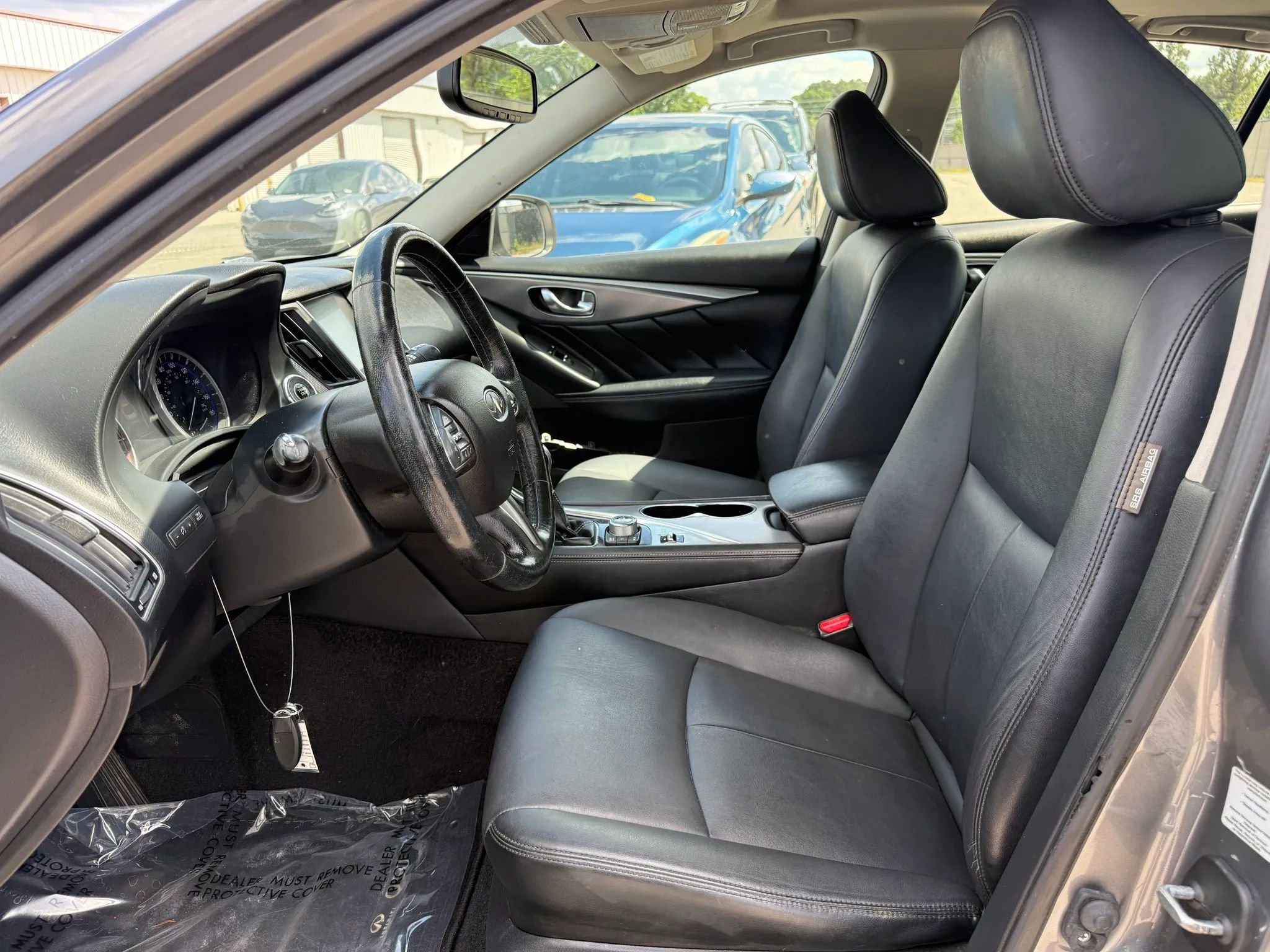 2015 INFINITI Q50 Premium