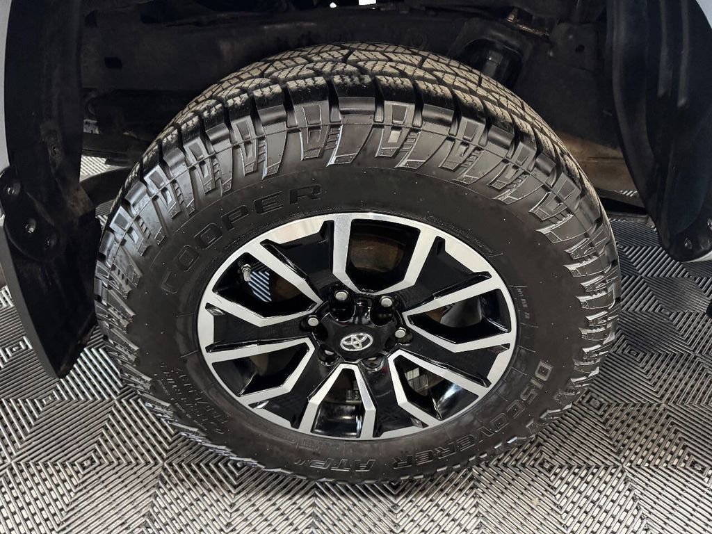 2020 Toyota Tacoma TRD Sport