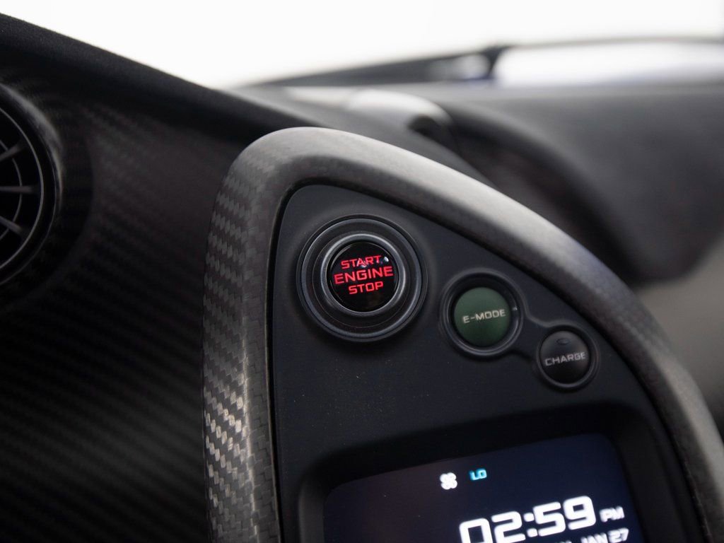 Used 2015 McLaren P1 photo 40