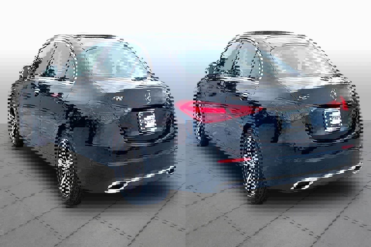 2025 Mercedes-Benz C 300 4MATIC Sedan