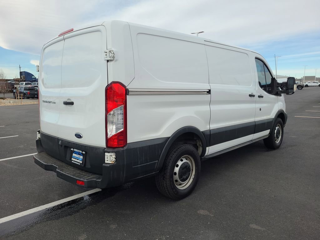 2018 Ford Transit 250 130" Low Roof