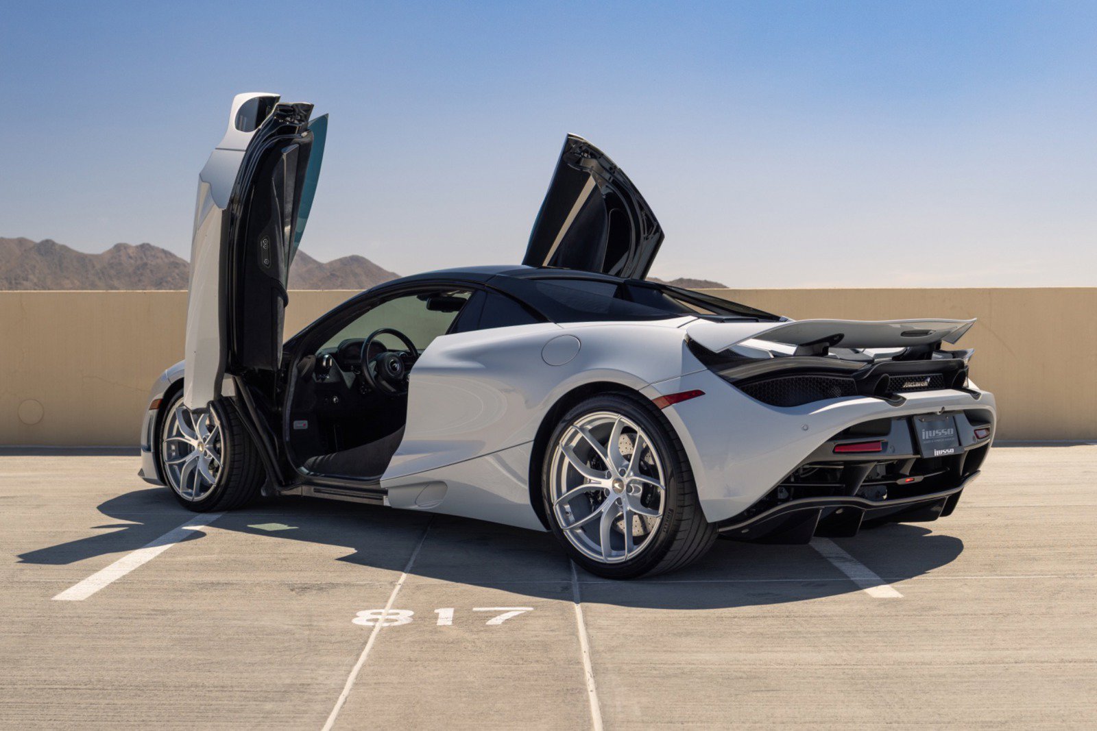 Used 2020 McLaren 720S Spider photo 31