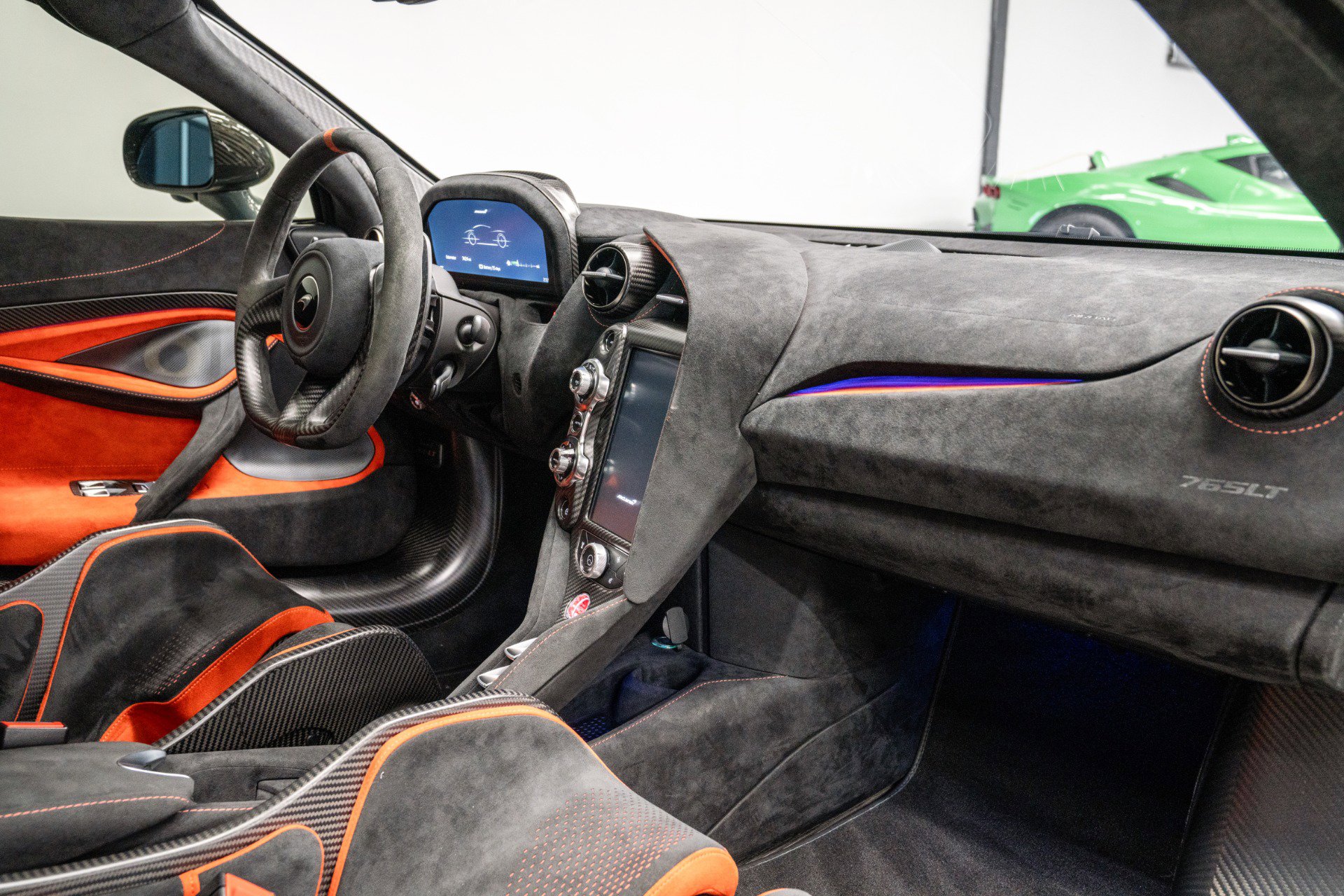 Used 2021 McLaren 765LT photo 13