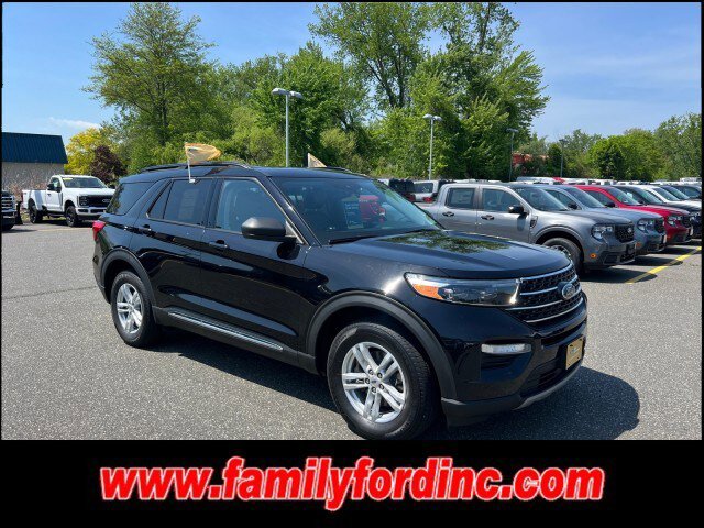 Certified 2021 Ford Explorer XLT w/ Equipment Group 202A