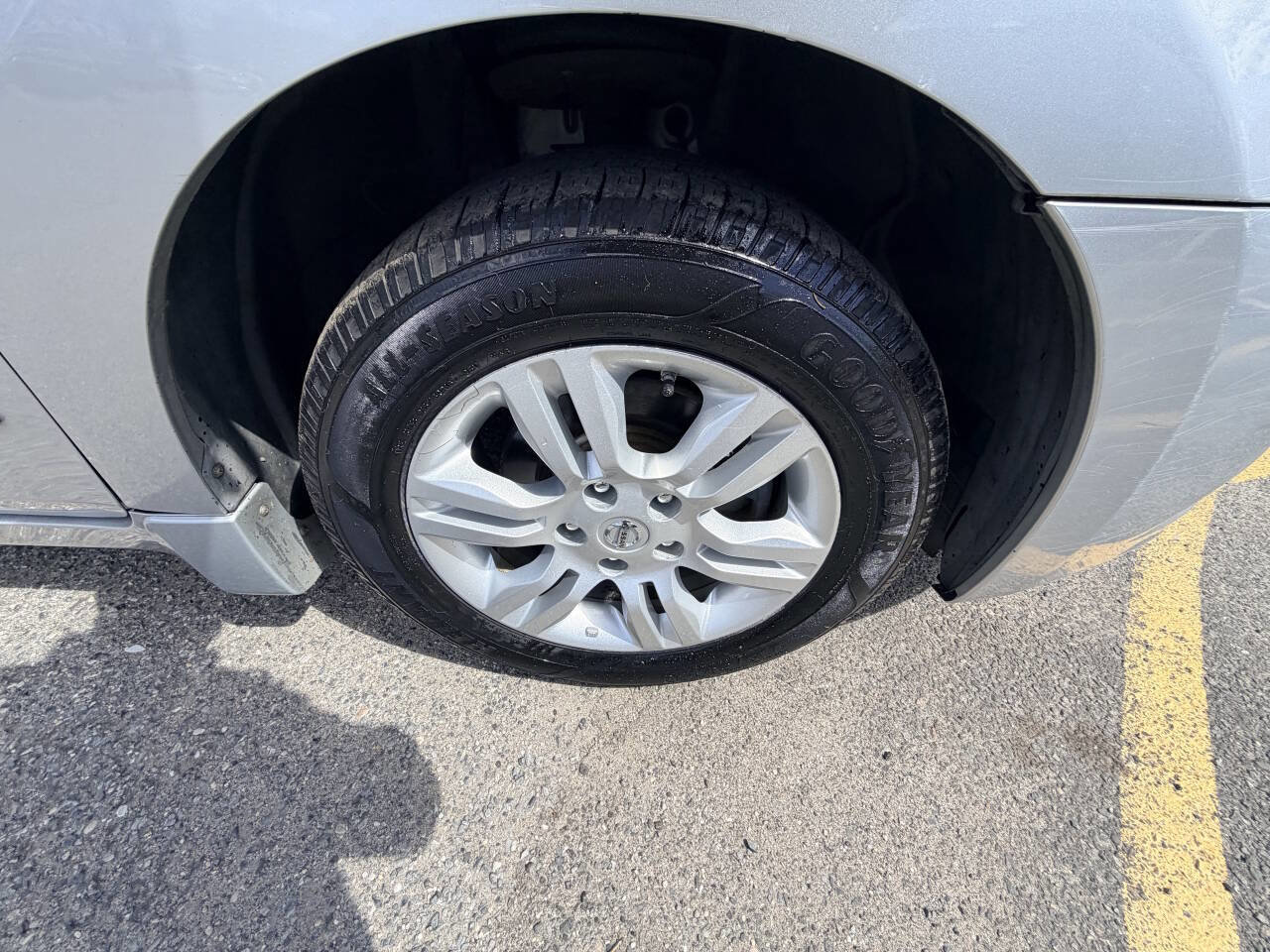 2010 Nissan Altima Hybrid Sedan