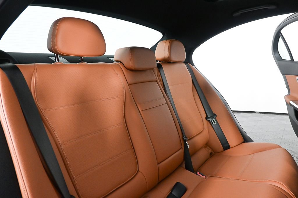 2025 Mercedes-Benz C 300 Sedan