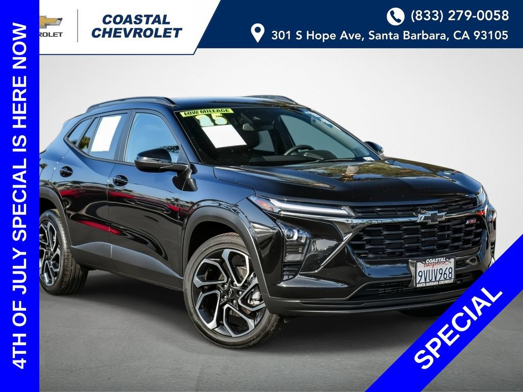 Used 2025 Chevrolet Trax RS