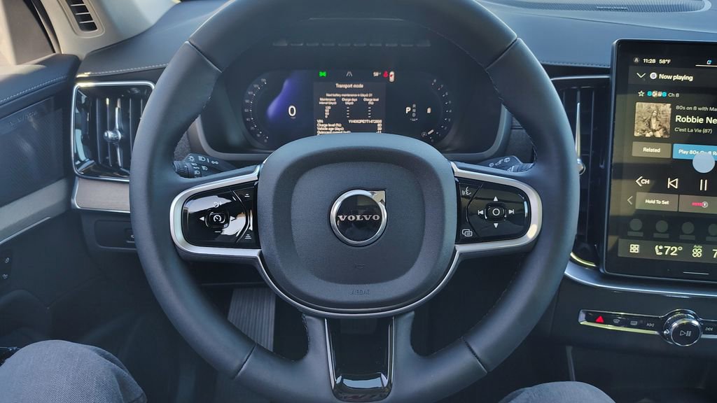 2026 Volvo Xc90 B6 Plus