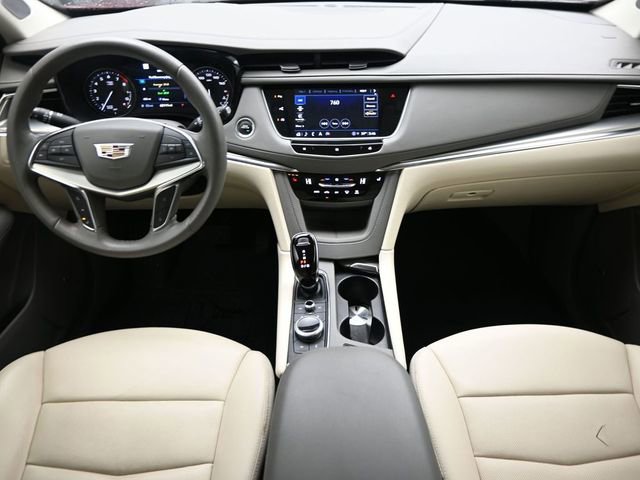 2021 Cadillac XT5 Premium Luxury