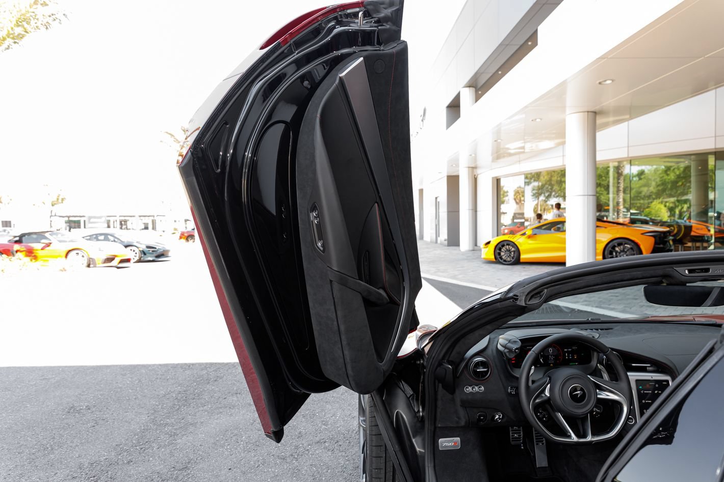 Used 2027 McLaren 750S Spider photo 57