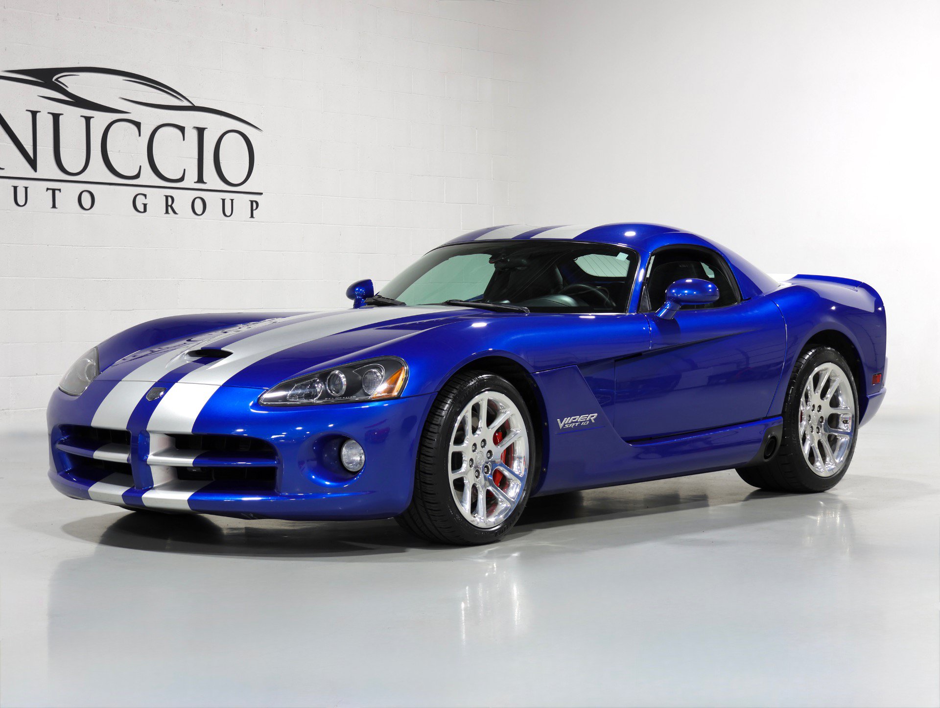 Used 2006 Dodge Viper SRT-10