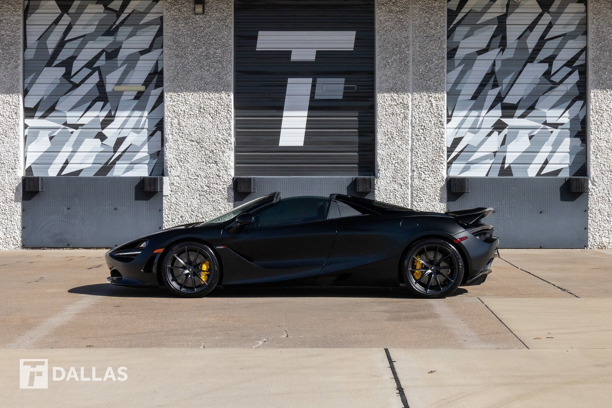 Used 2022 McLaren 720S Luxury photo 8