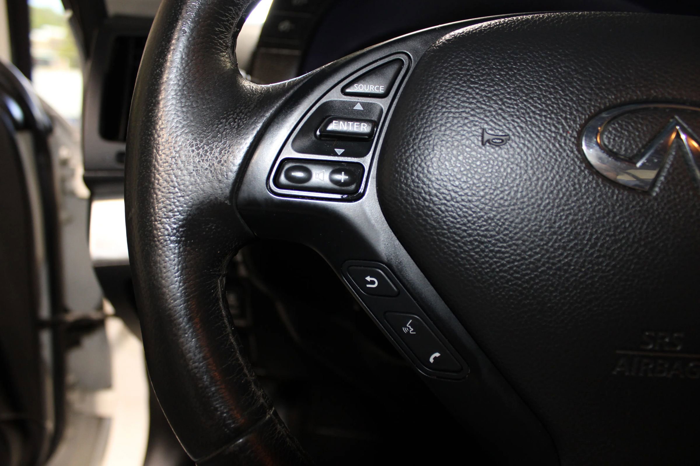 2014 INFINITI Q60 Journey