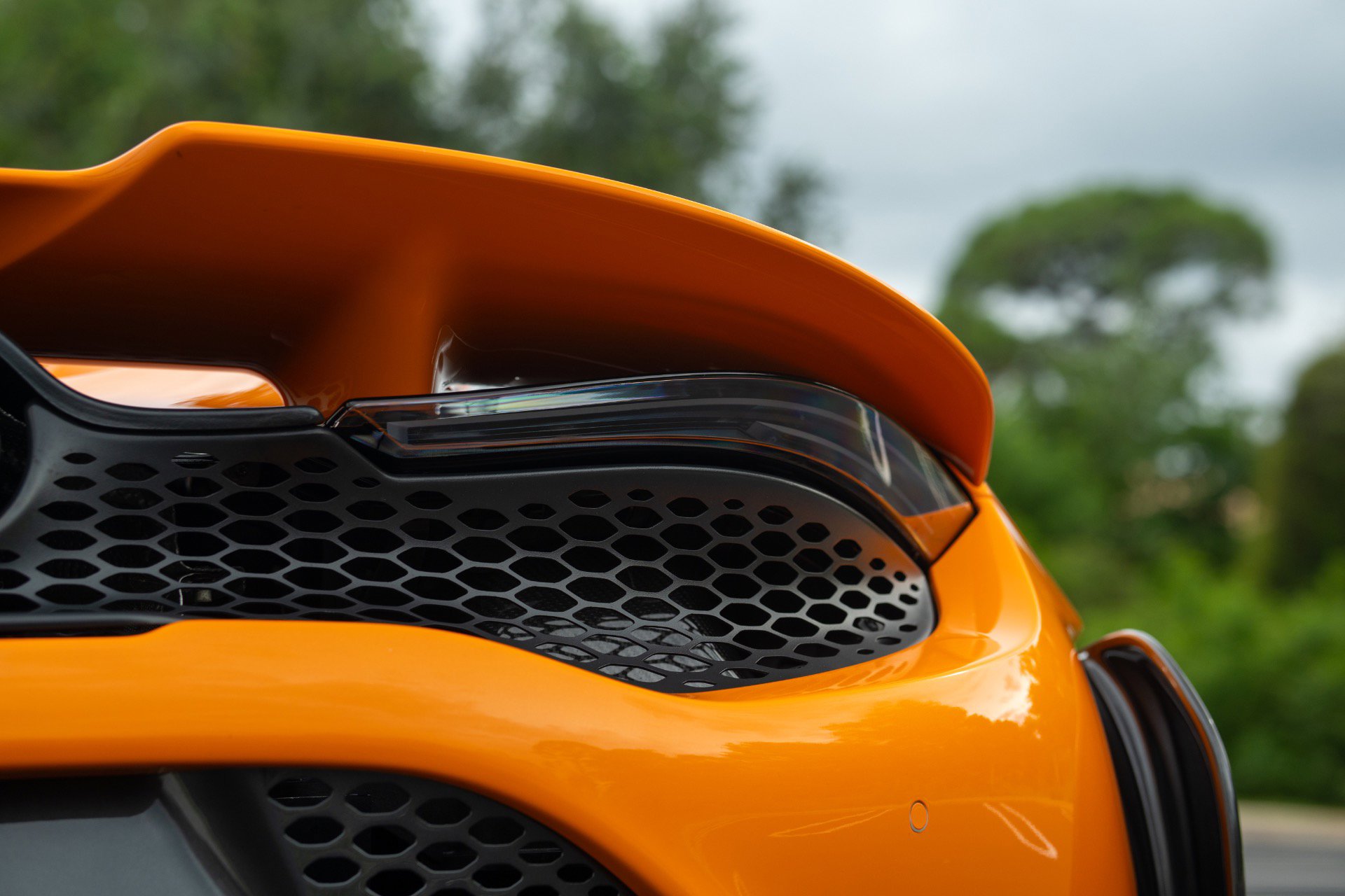 Used 2021 McLaren 765LT photo 22