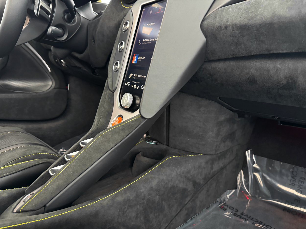 New 2026 McLaren 750S Spider photo 25