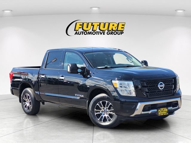 Used 2021 Nissan Titan SV w/ SV Convenience Package