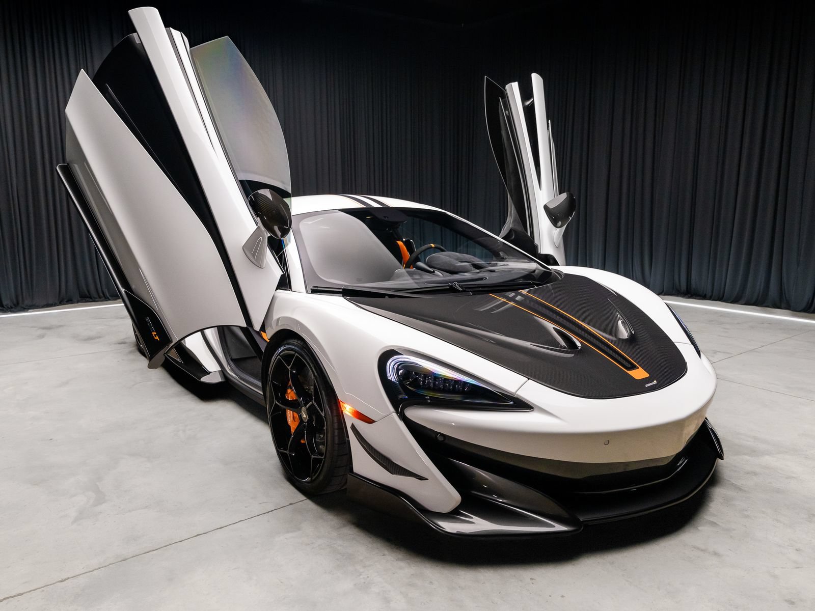 Used 2019 McLaren 600LT photo 11