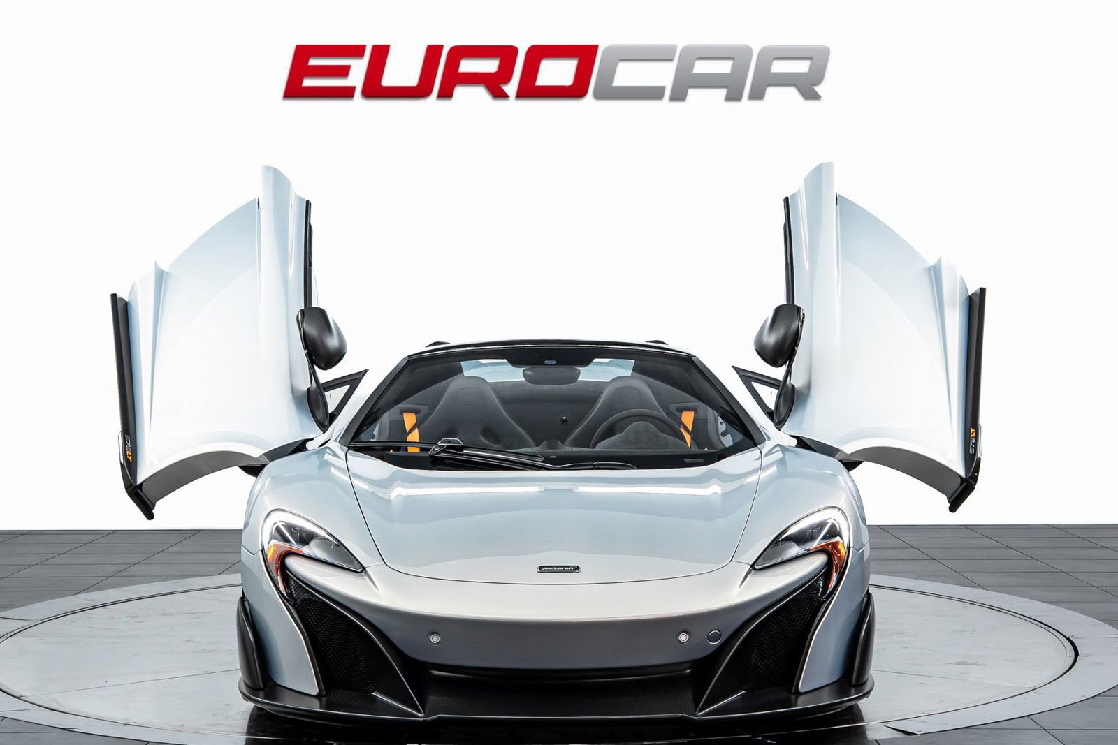 Used 2016 McLaren 675LT Spider photo 11
