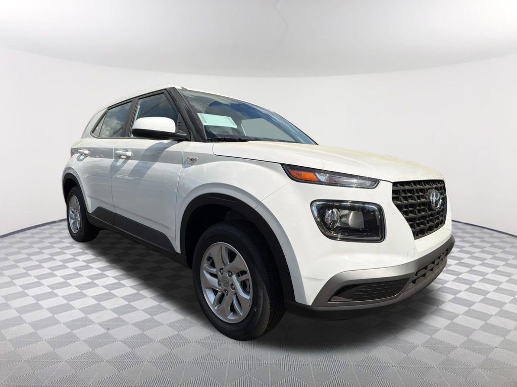 2026 Hyundai Venue SE