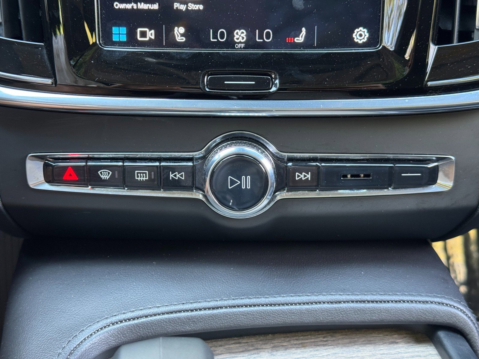 2023 Volvo S90 B6 Plus