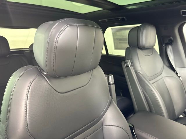 2026 Land Rover Range Rover Sport SE