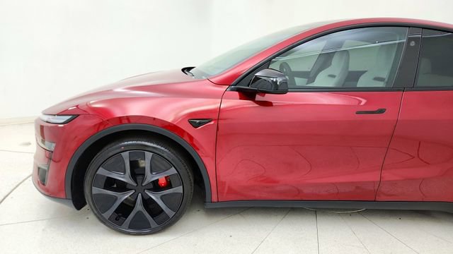 2026 Tesla Model Y Performance