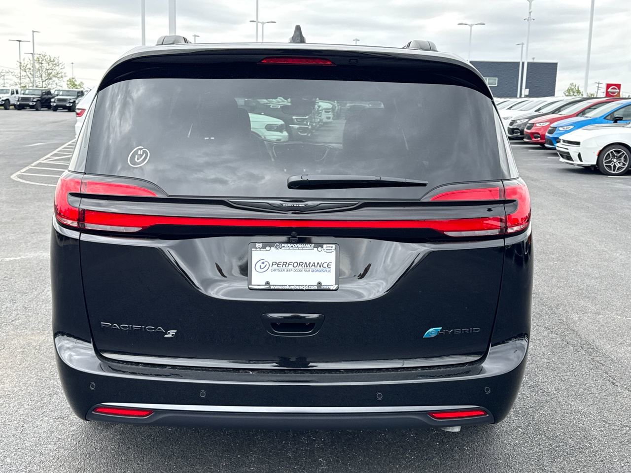 2026 Chrysler Pacifica Premium