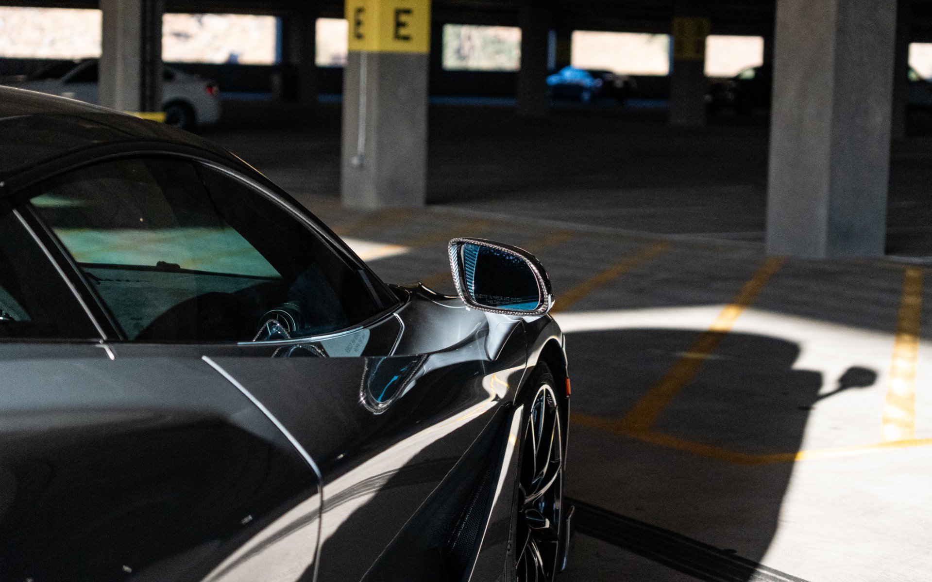 Used 2021 McLaren 765LT photo 19