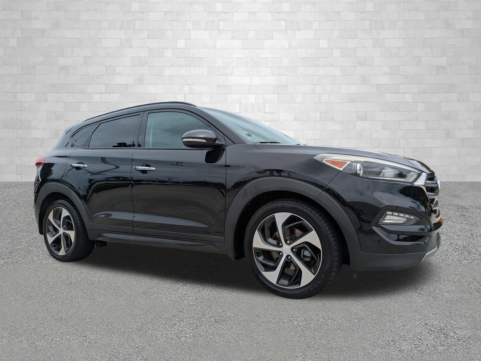 Used 2016 Hyundai Tucson Limited w/ Option Group 03