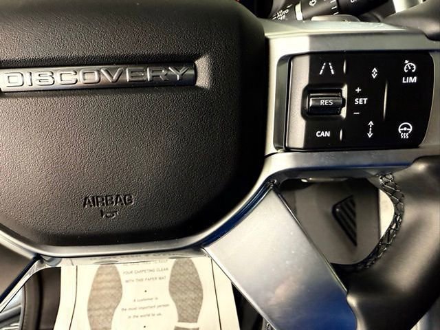 2025 Land Rover Discovery Dynamic SE