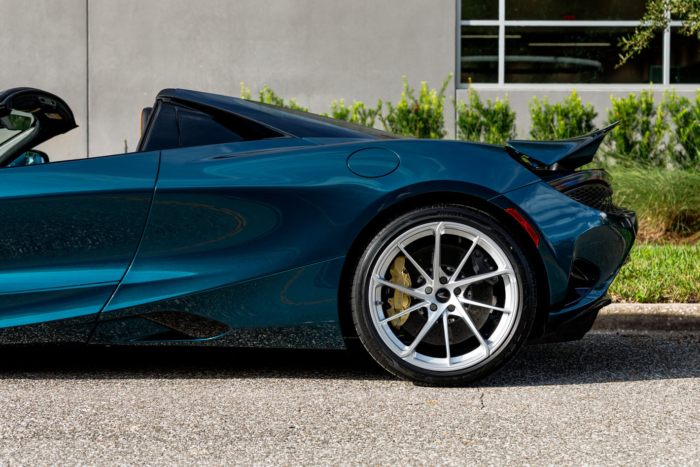 New 2027 McLaren 750S Spider photo 23