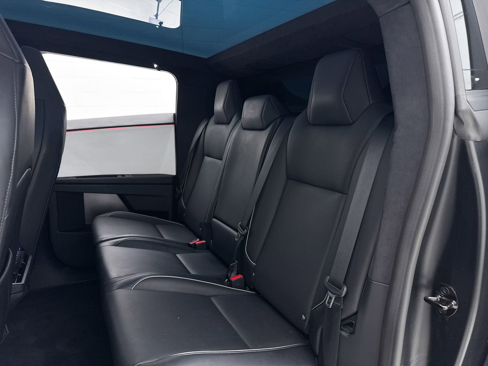 2024 Tesla Cybertruck AWD Crew Cab