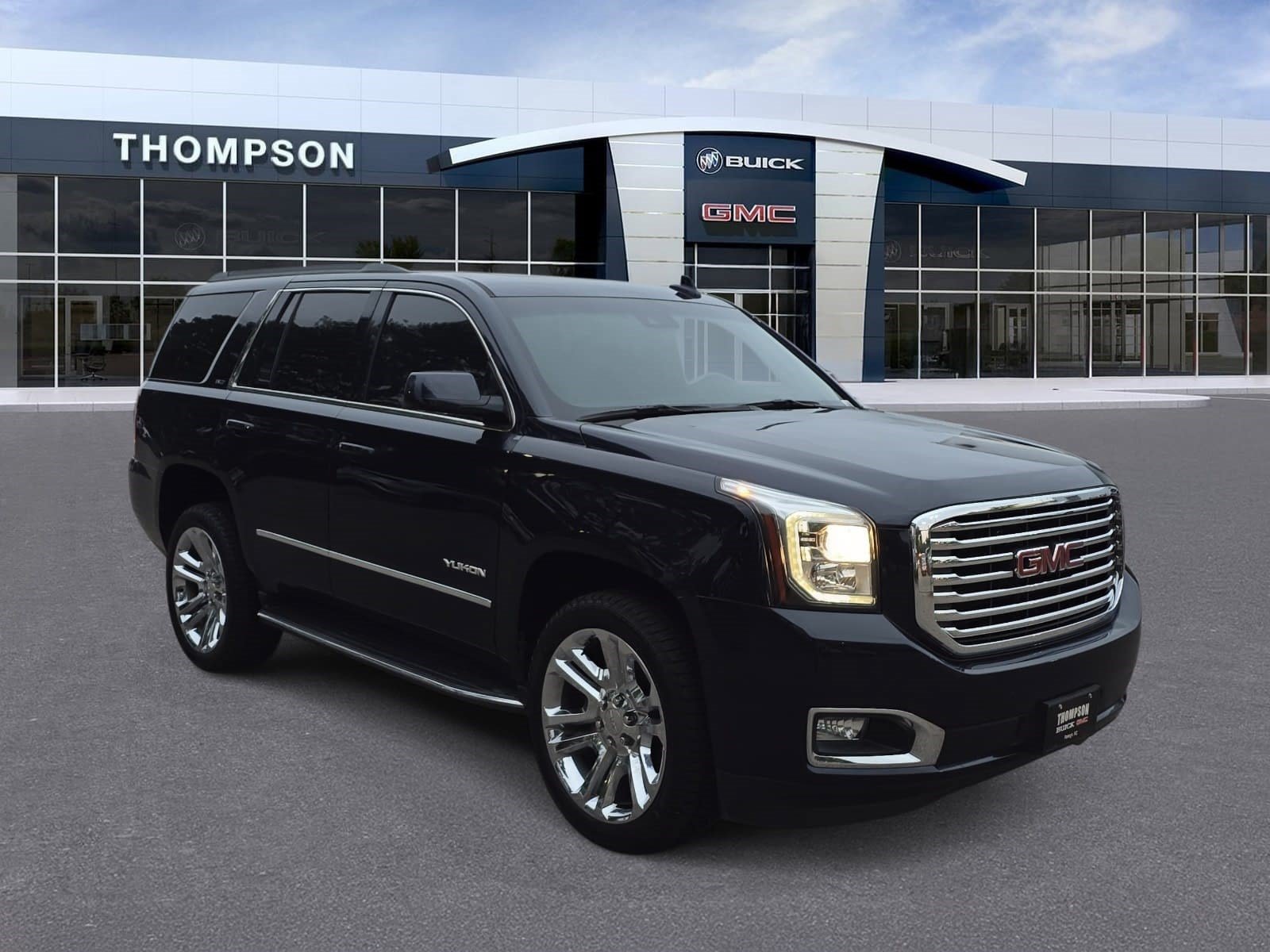 Used 2018 GMC Yukon SLT w/ Premium Edition